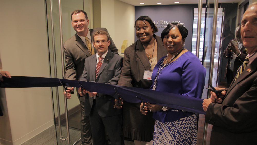 Ribbon_Cutting_5.21.14